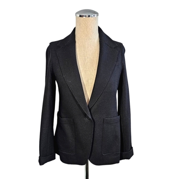 Banana Republic Jackets & Blazers - Banana Republic Wool One Button Blazer XS